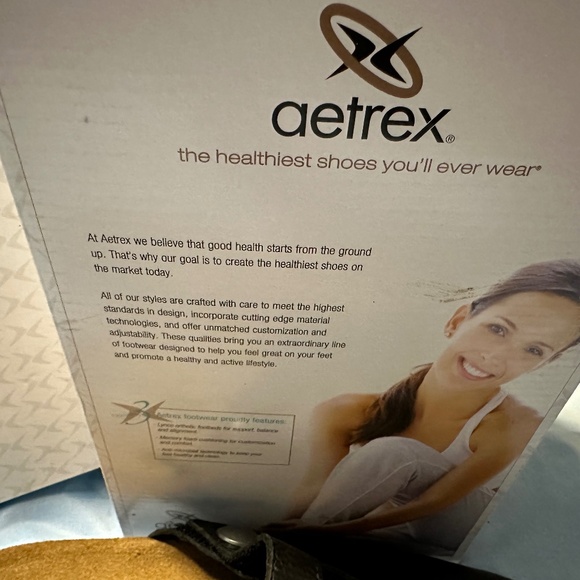 Aetrex Orthotic Button Clog - Picture 1 of 4